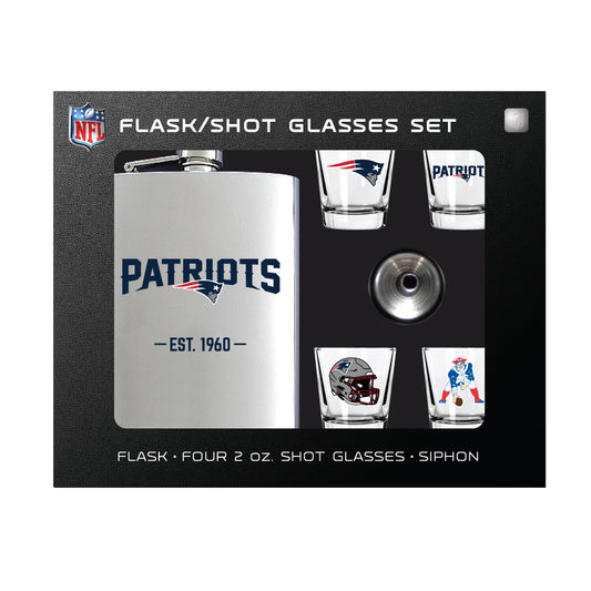 New England Patriots Flask Gift Set - 1 Flask and 4 Shot Glasses